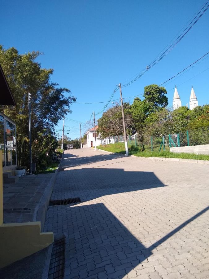 Casa Temporada Monte Belo Do Sul Villa Monte Belo dol Sul Eksteriør billede