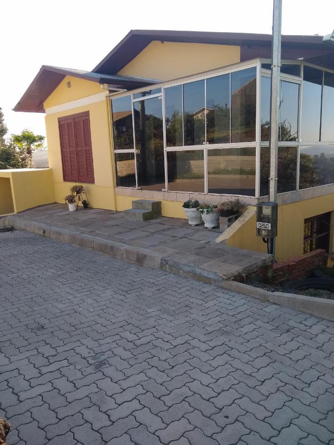 Casa Temporada Monte Belo Do Sul Villa Monte Belo dol Sul Eksteriør billede