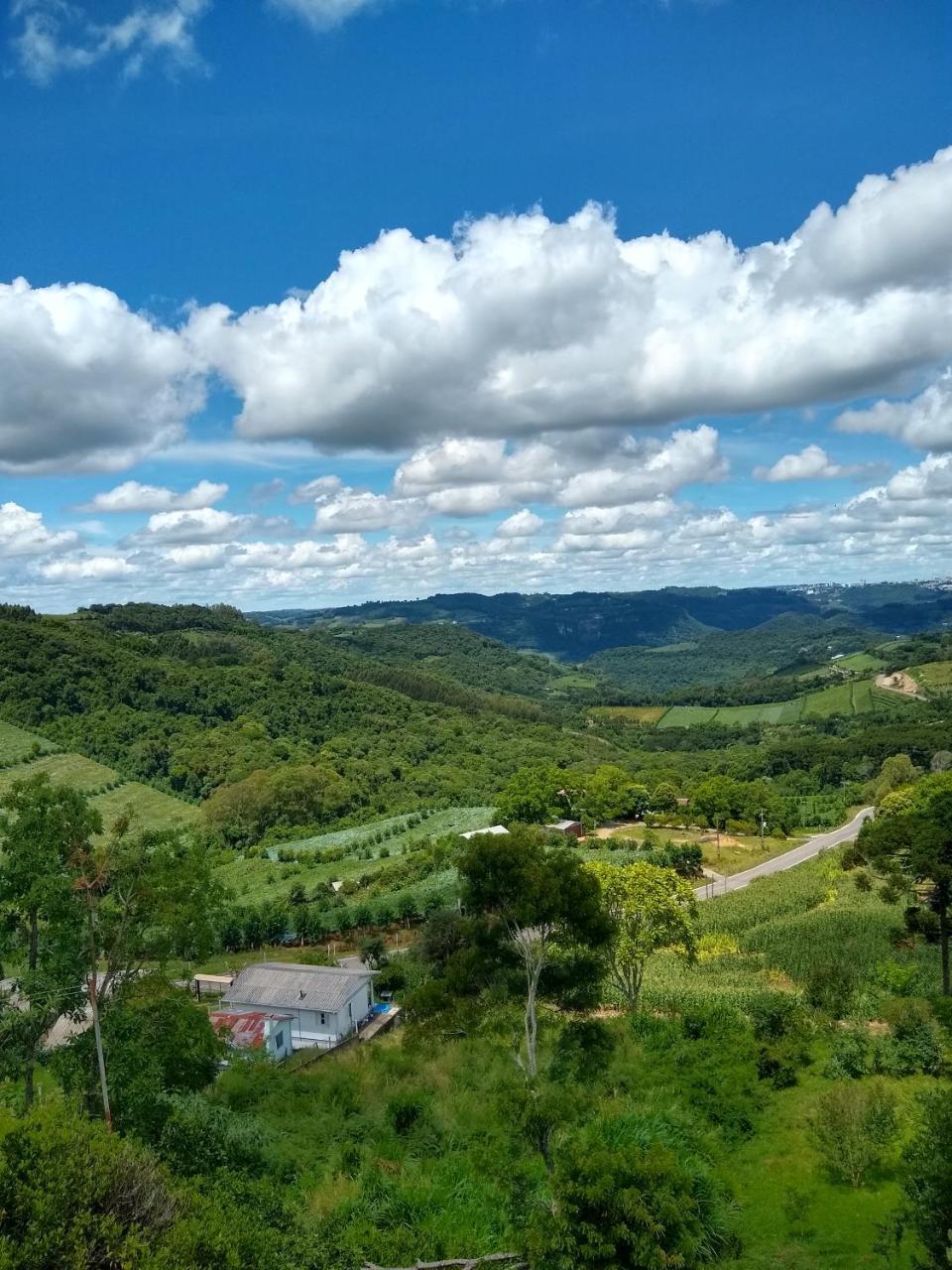 Casa Temporada Monte Belo Do Sul Villa Monte Belo dol Sul Eksteriør billede